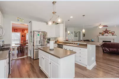 9729 Olde Georgetown Way, Centerville, OH 45458 - Photo 13