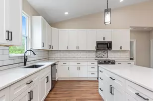 419 Liming Farm Rd, Mount Orab, OH 45154 - Photo 5