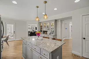 8272 Eagle Ridge Dr, West Chester, OH 45069 - Photo 17