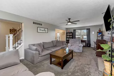 200 Greenwood Lane, Trenton, OH 45067 - Photo 7