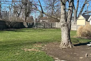 1944 Creswell Dr, Springfield Township, OH 45240 - Photo 37