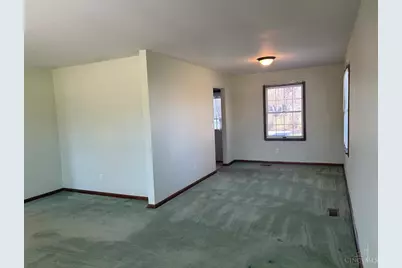 1944 Creswell Drive, Springfield Township, OH 45240 - Photo 5