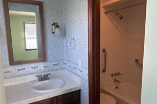 1944 Creswell Dr, Springfield Township, OH 45240 - Photo 15