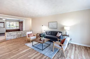 2174 Belloak Dr, Kettering, OH 45440 - Photo 9