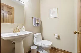 3852 Deerpath Ln, Miami Township, OH 45248 - Photo 17