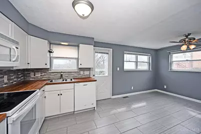 268 Shirljune Drive, Reading, OH 45215 - Photo 9