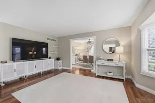 5445 Pine Vista Ct, West Chester, OH 45069 - Photo 9