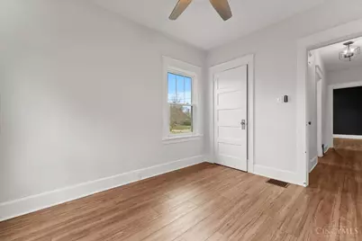 221 Crescent Avenue, Cincinnati, OH 45215 - Photo 5