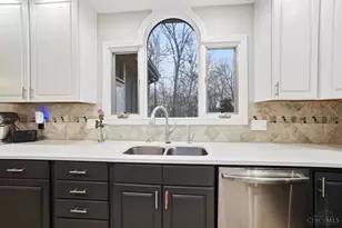 862 Miami Ridge Dr, Miami Township, OH 45140 - Photo 25