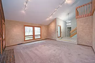 9031 Winthrop Dr, Montgomery, OH 45249 - Photo 13