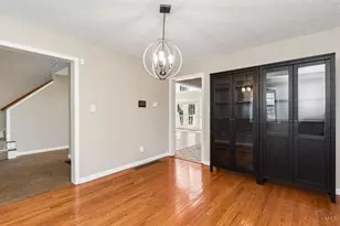 1132 Lorelei Dr, Perry Township, OH 45118 - Photo 7