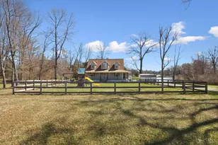 1132 Lorelei Dr, Perry Township, OH 45118 - Photo 3