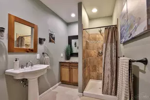 396 Country Manor Dr, Adams Township, OH 45177 - Photo 33