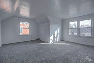 3553 Edgeview Dr, Cincinnati, OH 45213 - Photo 21