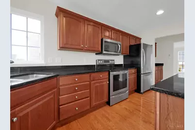 7507 Victoria Falls Avenue, Deerfield Township, OH 45039 - Photo 9