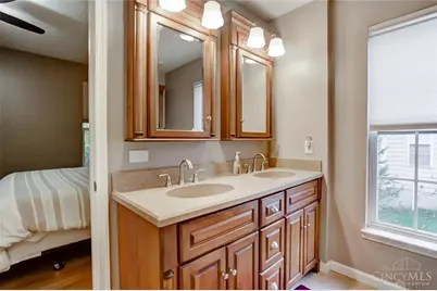 1872 Olde Haley Drive, Centerville, OH 45458 - Photo 11