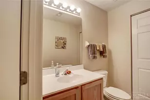 1872 Olde Haley Dr, Washington Twp, OH 45458 - Photo 47