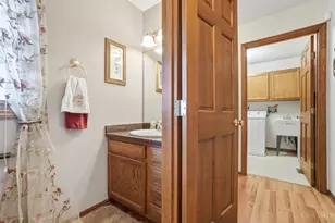8909 Saxton Dr, West Chester, OH 45069 - Photo 21