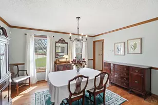 8909 Saxton Dr, West Chester, OH 45069 - Photo 9