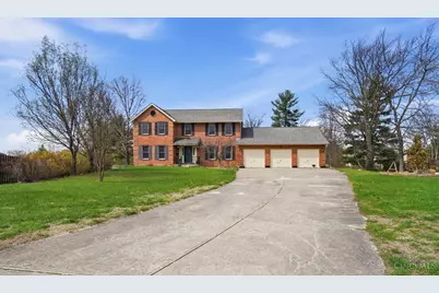 8909 Saxton Drive, West Chester, OH 45069 - Photo 3