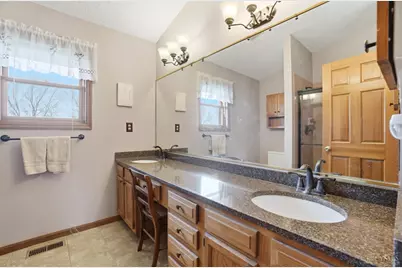 8909 Saxton Drive, West Chester, OH 45069 - Photo 31