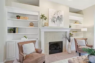 8338 Jeanne's Creek Ln, West Chester, OH 45069 - Photo 9