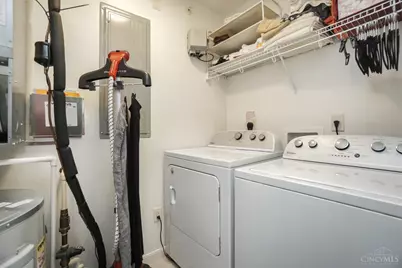 1320 Shadowood Trail, Hamilton Township, OH 45039 - Photo 25