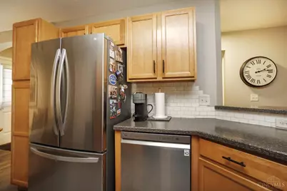 1320 Shadowood Trail, Hamilton Township, OH 45039 - Photo 11