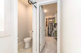 9302 W Meadow Dr, West Chester, OH 45069 - Photo 27