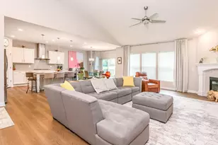 9302 W Meadow Dr, West Chester, OH 45069 - Photo 13