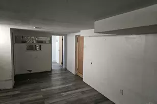 5945 Leffingwell Ave, Cincinnati, OH 45224 - Photo 5