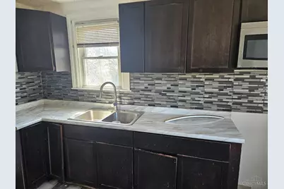 5945 Leffingwell Avenue, Cincinnati, OH 45224 - Photo 9