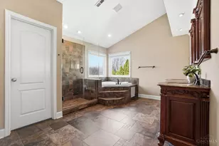 75 Triple Crown Cir, Springboro, OH 45066 - Photo 49