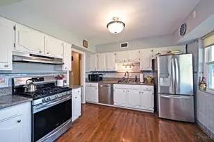 7651 Sagamore Dr, Cincinnati, OH 45236 - Photo 13