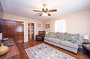 7651 Sagamore Dr, Cincinnati, OH 45236 - Photo 11