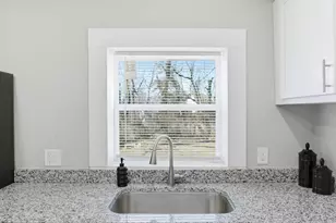 6207 Coleridge Ave, Cincinnati, OH 45213 - Photo 13