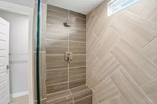 2759 Buckridge Dr, Cincinnati, OH 45233 - Photo 37