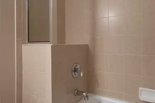 9601 Pebble View Dr, Colerain Township, OH 45252 - Photo 19