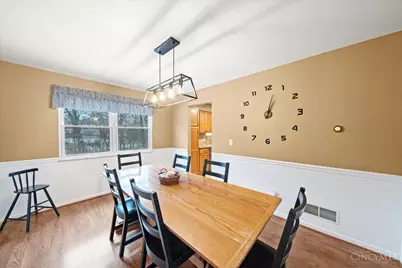 8175 Timbercreek Drive, Anderson Township, OH 45244 - Photo 9