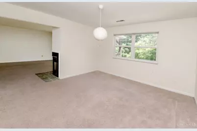 3768 Ashworth Drive #8, Cincinnati, OH 45208 - Photo 7