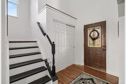 6054 Bluffs, West Chester, OH 45044 - Photo 5