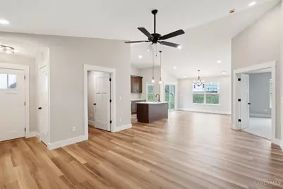 5017 Waterford Lane, Middletown, OH 45042 - Photo 17