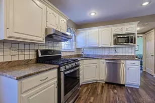 946 Mc Kelvey Rd, Springfield Township, OH 45231 - Photo 13