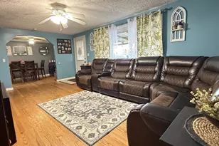 5545 Maple Grove Ave, Blanchester, OH 45107 - Photo 7