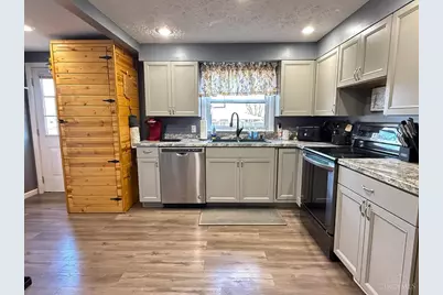 5545 Maple Grove Avenue, Blanchester, OH 45107 - Photo 3