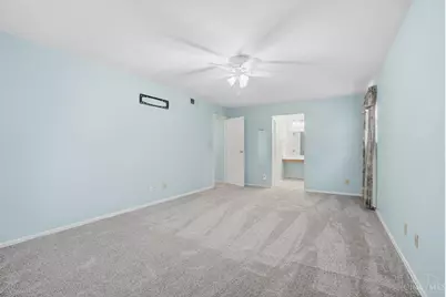 4366 Runningfawn, Green Township, OH 45247 - Photo 25