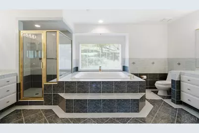 6637 Wyndwatch Drive, Cincinnati, OH 45230 - Photo 33