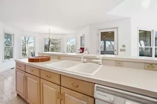 6637 Wyndwatch Dr, Cincinnati, OH 45230 - Photo 17