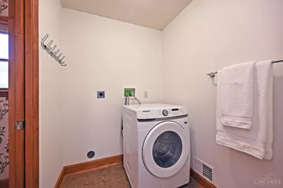 9485 Wynnecrest Drive, Blue Ash, OH 45242 - Photo 15