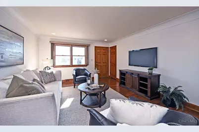 9485 Wynnecrest Drive, Blue Ash, OH 45242 - Photo 5